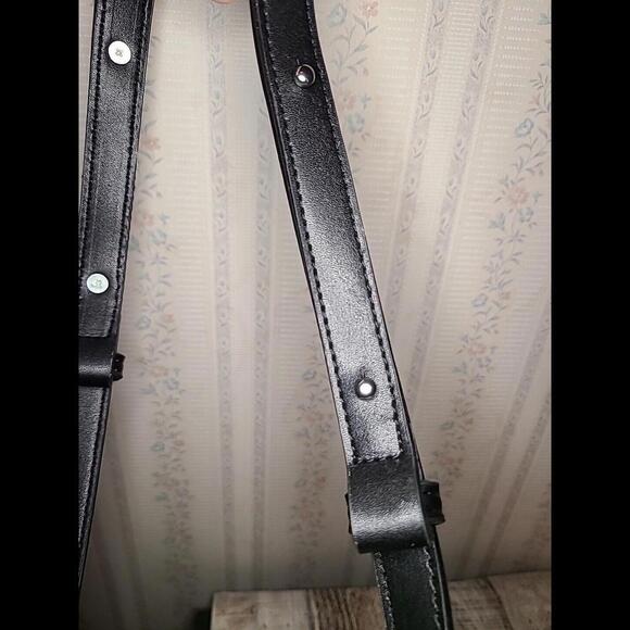 house of Harlow1960 Beige Fake Fur Purse With Drawstring Closure - Picture 7 of 9